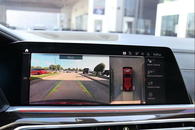 Photo of 2021 Flamenco Red Metallic BMW X6