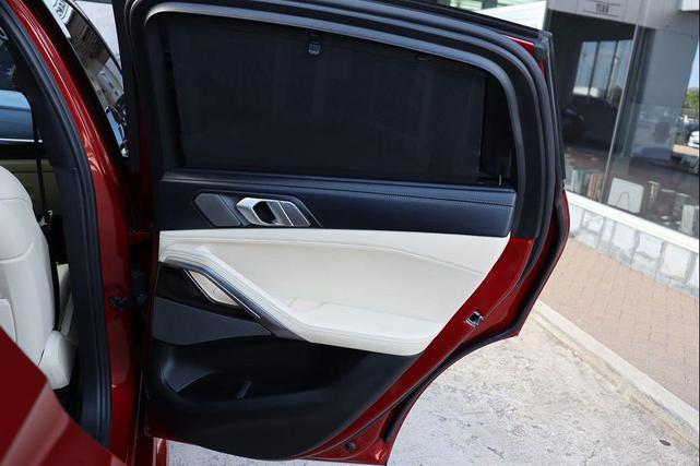 Photo of 2021 Flamenco Red Metallic BMW X6