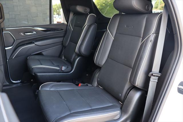 Photo of 2021 Crystal White Tricoat Cadillac Escalade