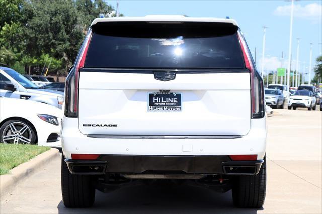 Photo of 2021 Crystal White Tricoat Cadillac Escalade