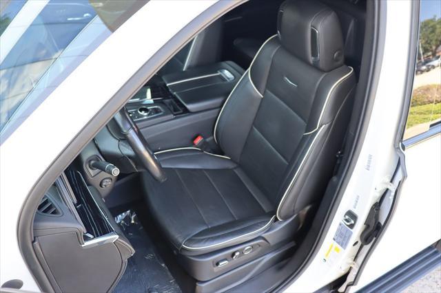Photo of 2021 Crystal White Tricoat Cadillac Escalade