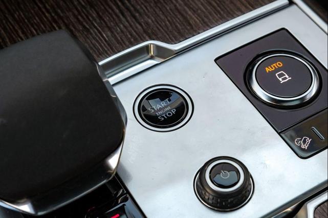 Photo of 2023 Santorini Black Metallic Land Rover Range Rover