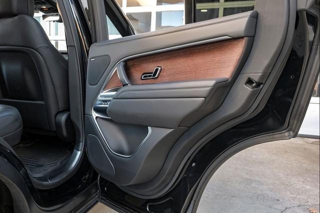 Photo of 2023 Santorini Black Metallic Land Rover Range Rover
