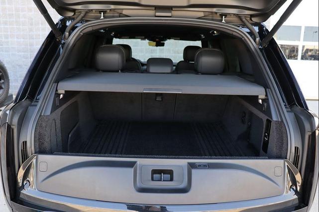 Photo of 2023 Santorini Black Metallic Land Rover Range Rover