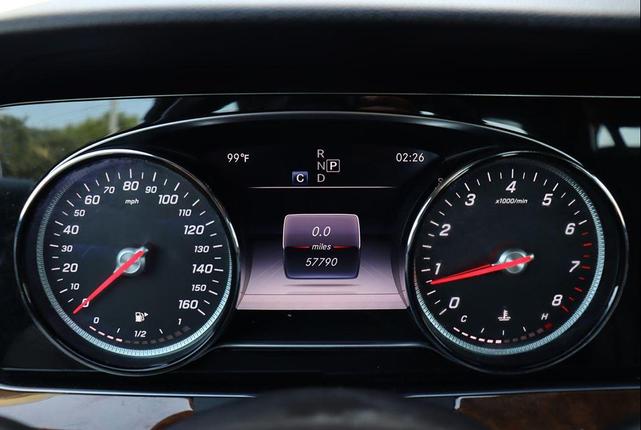 Photo of 2018 Black Mercedes-Benz E-Class