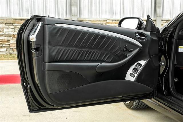 Photo of 2007 Black Mercedes-Benz CLK-Class
