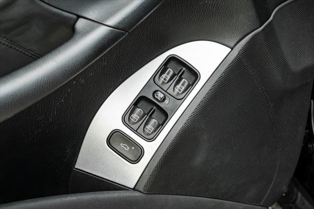 Photo of 2007 Black Mercedes-Benz CLK-Class