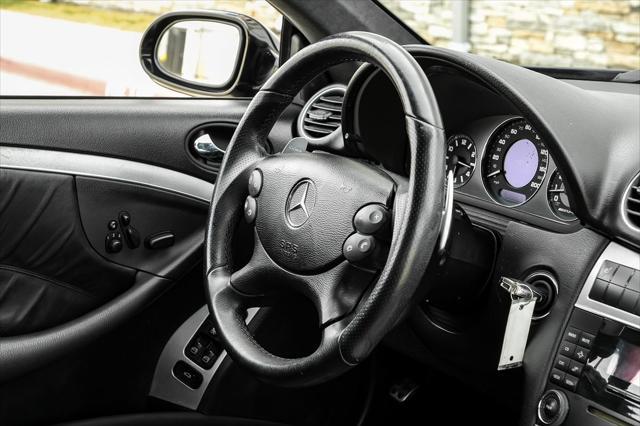 Photo of 2007 Black Mercedes-Benz CLK-Class