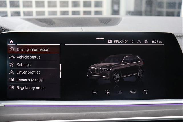 Photo of 2020 Jet Black BMW X7