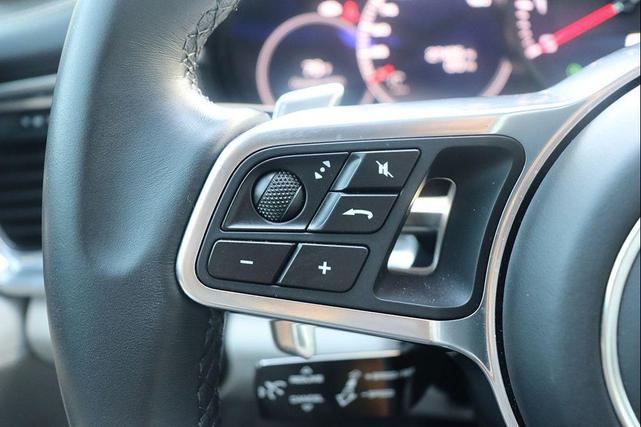Photo of 2018 Carrara White Metallic Porsche Panamera