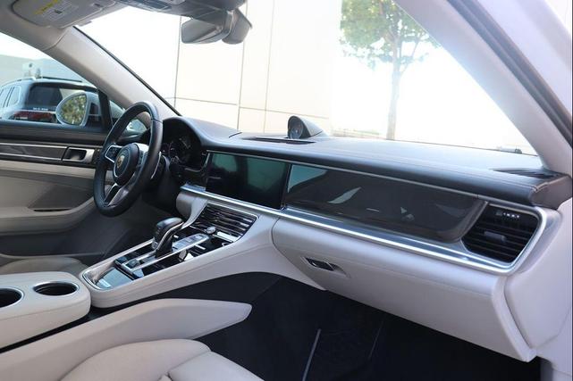 Photo of 2018 Carrara White Metallic Porsche Panamera