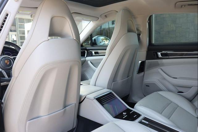 Photo of 2018 Carrara White Metallic Porsche Panamera