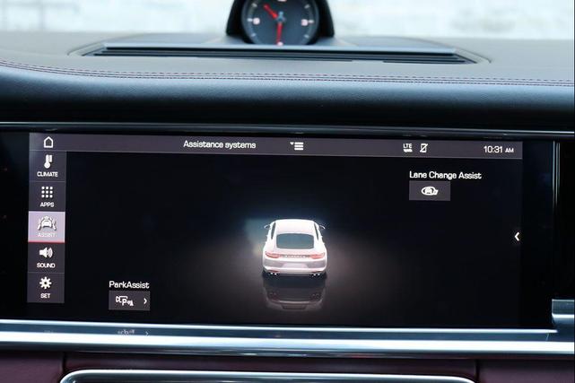 Photo of 2018 White Porsche Panamera
