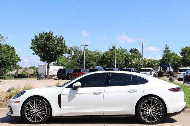 Photo of 2018 White Porsche Panamera