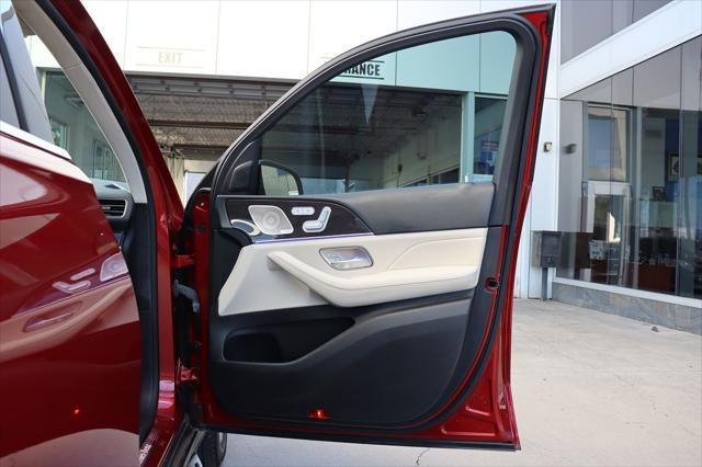 Photo of 2021 designo Cardinal Red Metallic Mercedes-Benz GLE 350