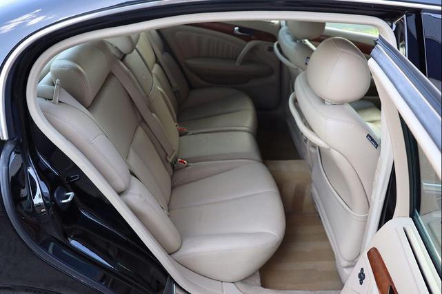 Photo of 2004 Black Obsidian INFINITI Q45