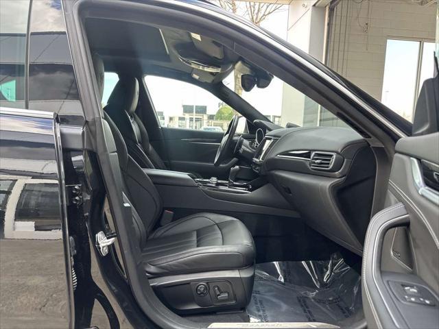 Photo of 2017 Nero Maserati Levante