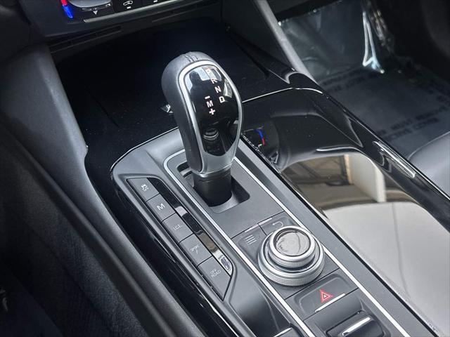 Photo of 2017 Nero Maserati Levante