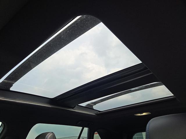 Photo of 2024 Cavalry Blue/Midnight Black Metallic Toyota RAV4 Hybrid