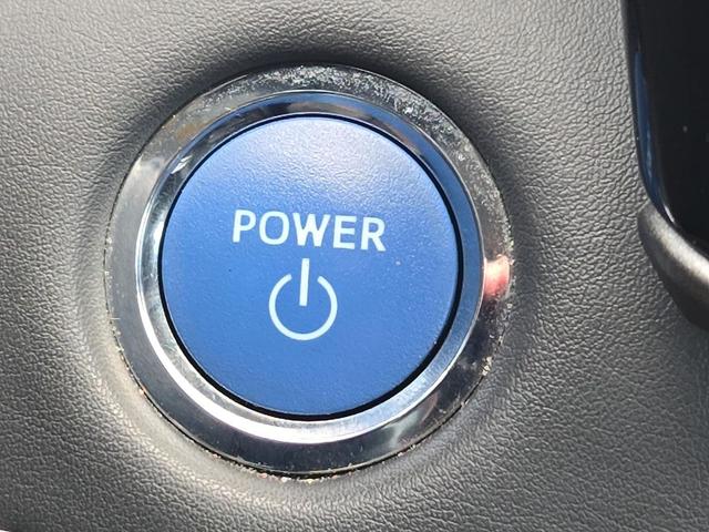 Photo of 2022 Ruby Flare Pearl Toyota Highlander Hybrid