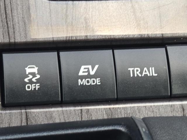 Photo of 2022 Ruby Flare Pearl Toyota Highlander Hybrid