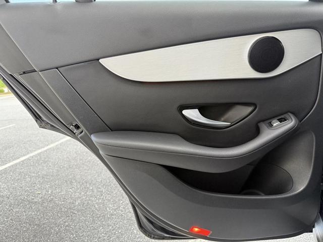 Photo of 2019 Black Mercedes-Benz GLC 300