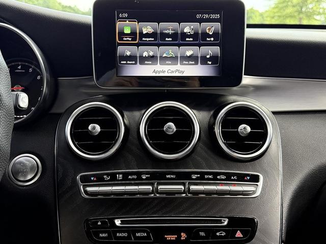 Photo of 2019 Black Mercedes-Benz GLC 300