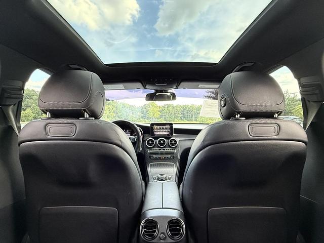 Photo of 2019 Black Mercedes-Benz GLC 300