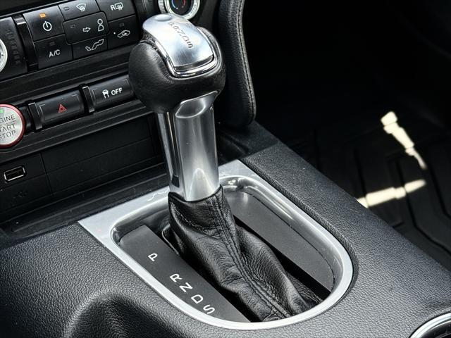 Photo of 2021 Blue Ford Mustang