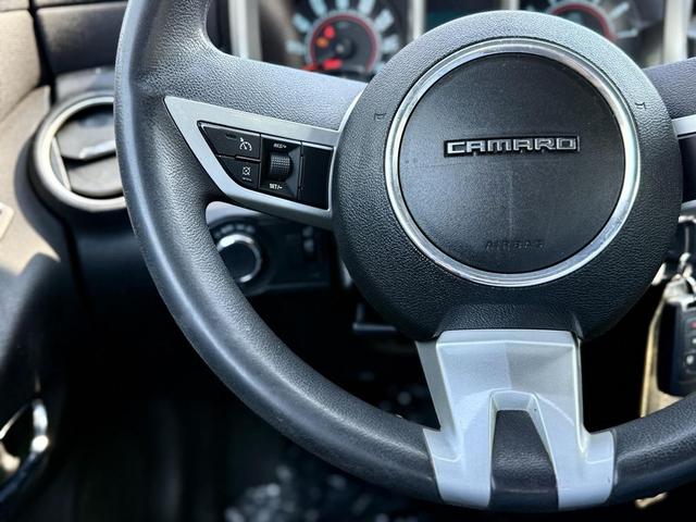 Photo of 2011 Silver Ice Metallic Chevrolet Camaro