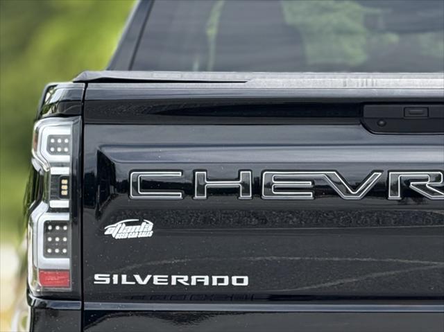 Photo of 2020 Black Chevrolet Silverado 1500