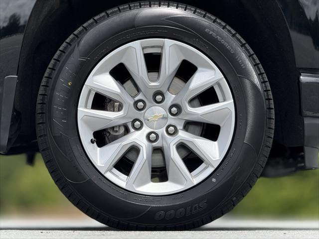 Photo of 2020 Black Chevrolet Silverado 1500