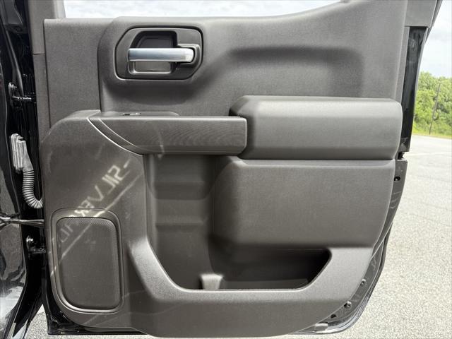 Photo of 2020 Black Chevrolet Silverado 1500