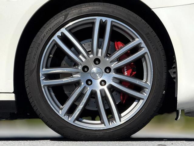 Photo of 2018 Bianco Maserati Quattroporte
