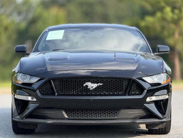 Photo of 2019 Shadow Black Ford Mustang