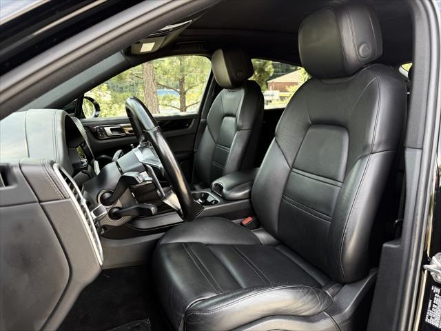Photo of 2020 Black Porsche Cayenne