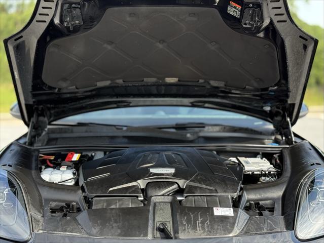 Photo of 2020 Black Porsche Cayenne