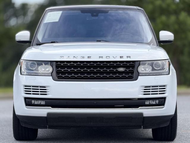 Photo of 2016 White Land Rover Range Rover