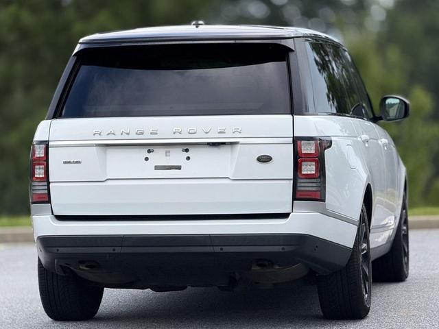 Photo of 2016 White Land Rover Range Rover