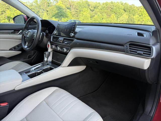 Photo of 2018 Radiant Red Metallic Honda Accord