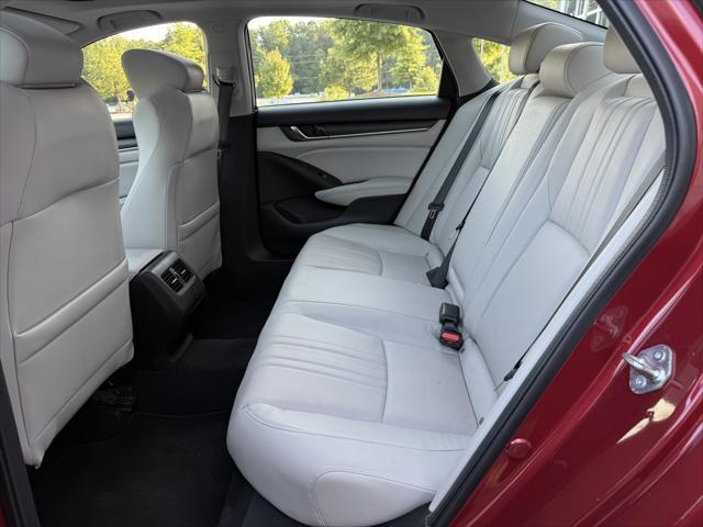 Photo of 2018 Radiant Red Metallic Honda Accord