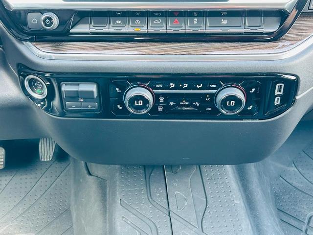 Photo of 2024 Summit White Chevrolet Silverado 1500