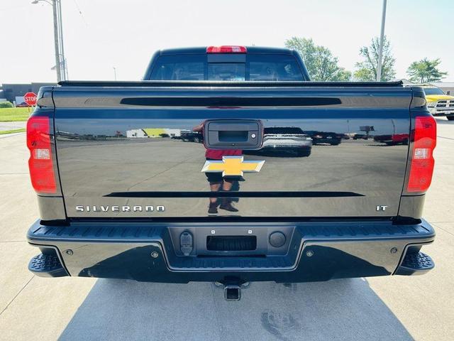 Photo of 2018 Black Chevrolet Silverado 1500