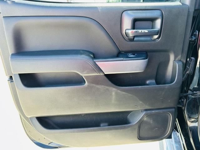 Photo of 2018 Black Chevrolet Silverado 1500