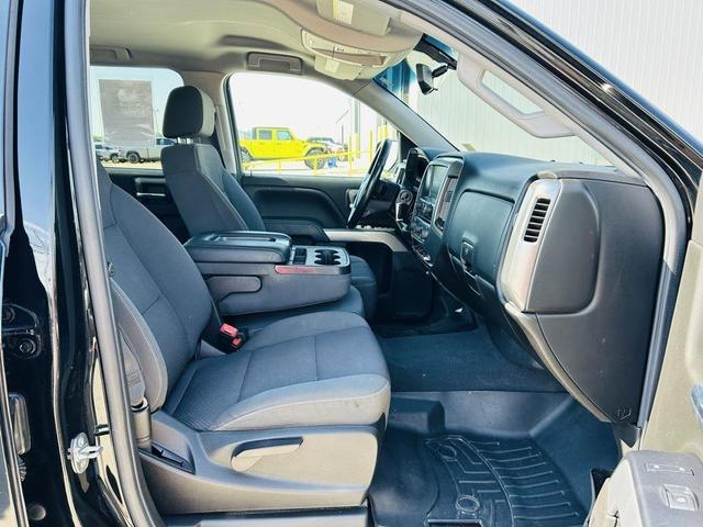 Photo of 2018 Black Chevrolet Silverado 1500