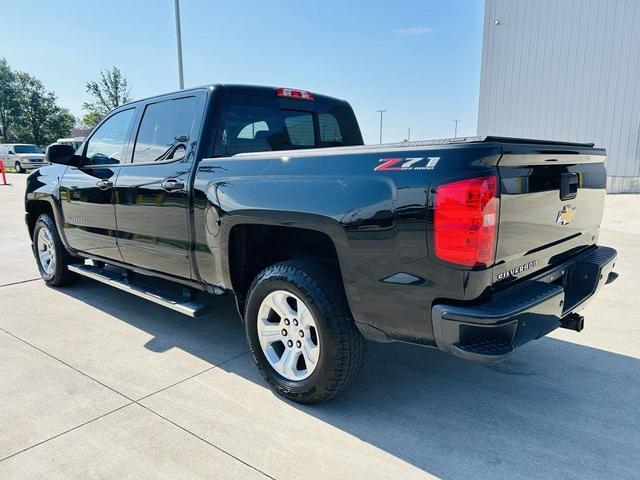 Photo of 2018 Black Chevrolet Silverado 1500