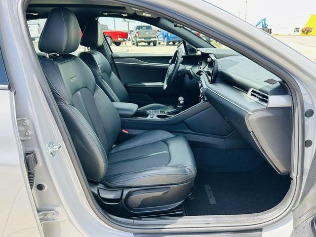 Photo of 2022 Wolf Gray Kia K5