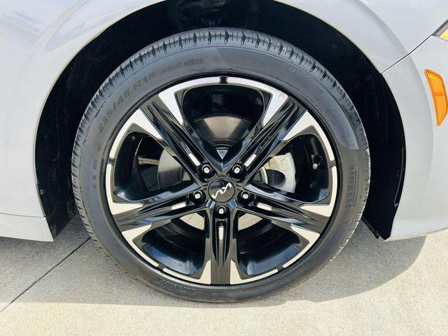 Photo of 2022 Wolf Gray Kia K5