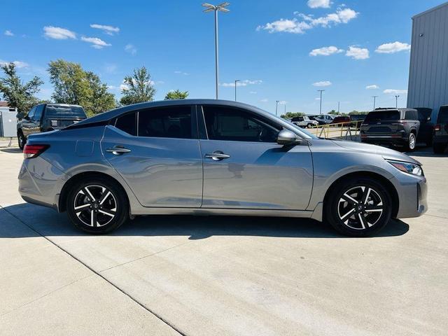 Photo of 2024 Gun Metallic Nissan Sentra