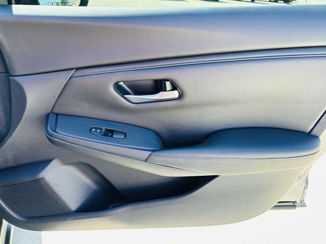 Photo of 2024 Gun Metallic Nissan Sentra